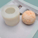 Moon Shape Candle Silicone Mold - Image 3