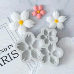 BI-112   Flower Shaped Silicone Mold