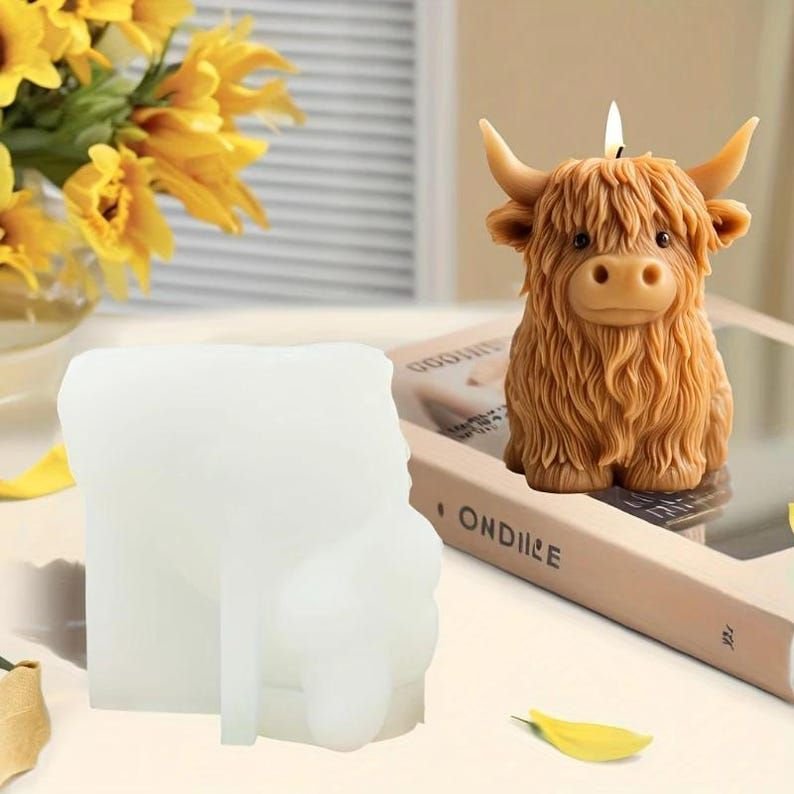 BI-423 2 HIGHLAND COW MOLD BI-422 - Image 1