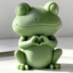 Heart in Hand Frog Animal Cylinder Candle & Resin Mold - Resin Casting Silicone Molds for Home Decor & Candle Making