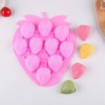 STRAWBERRY MOLD BI-DIY61